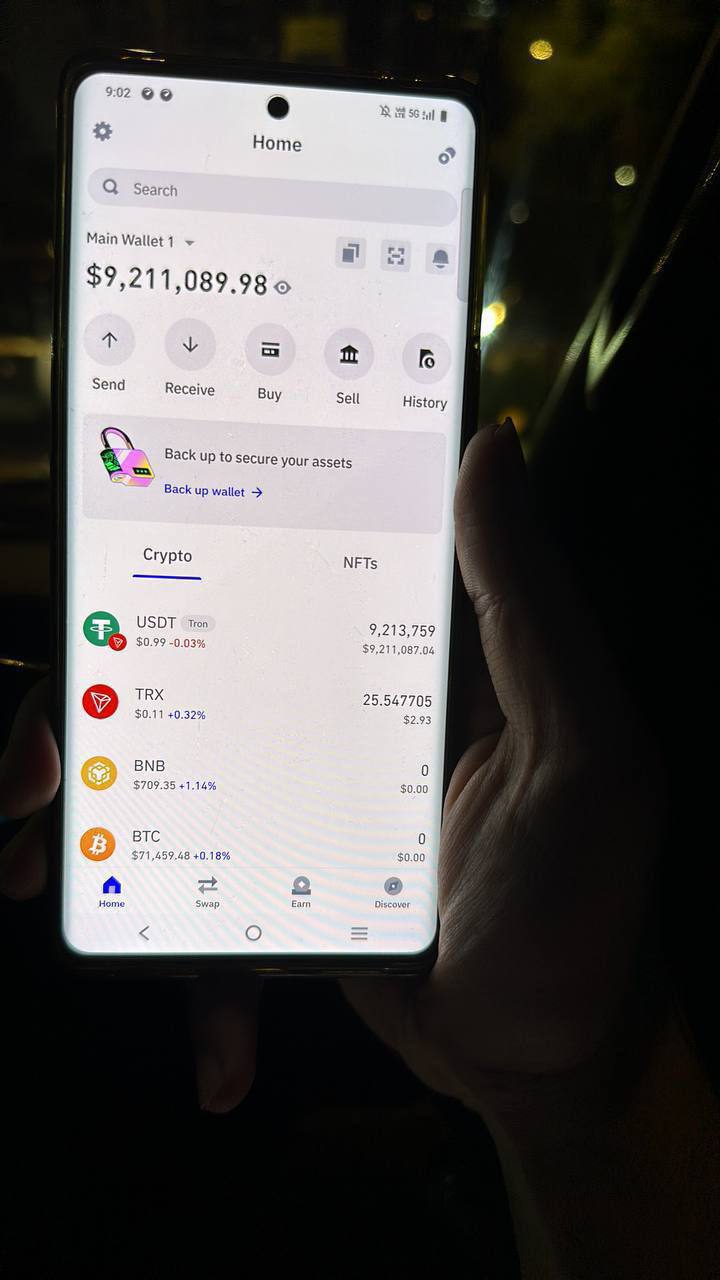 Flash USDT sender generates flash BTC that last up to 60days in destination Wallet . Sends Flash BTC and Flash USDT